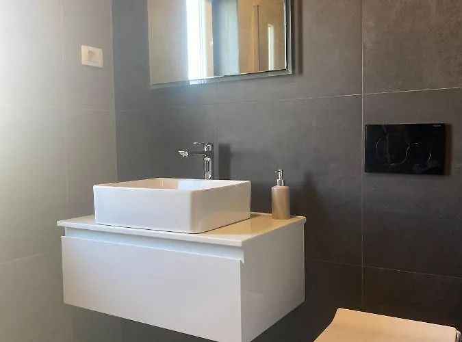 Marina 아파트 돈제페트레케인