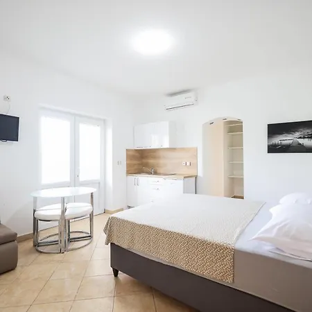 Marina Appartement Petrcane