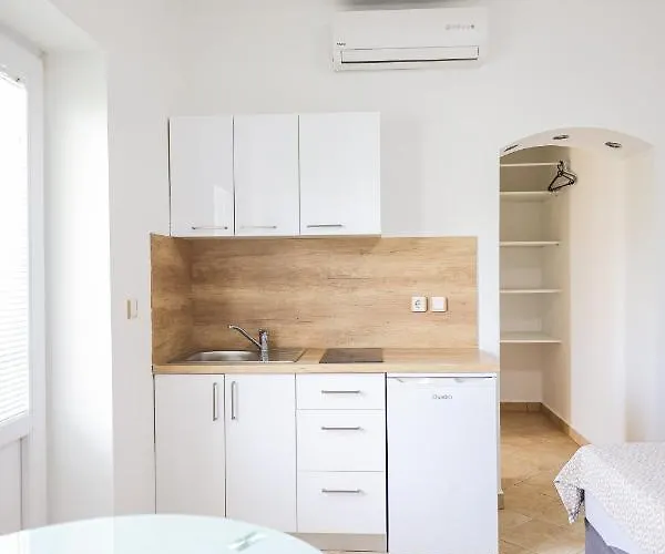 Apartman Marina *